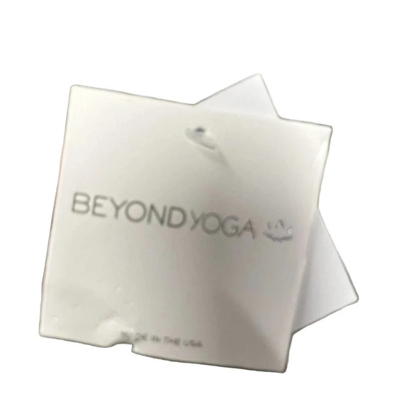 Beyond Yoga Leopard Favorite Hacci Raglan Cropped Pullover Gray Size XS - Picture 6 of 9